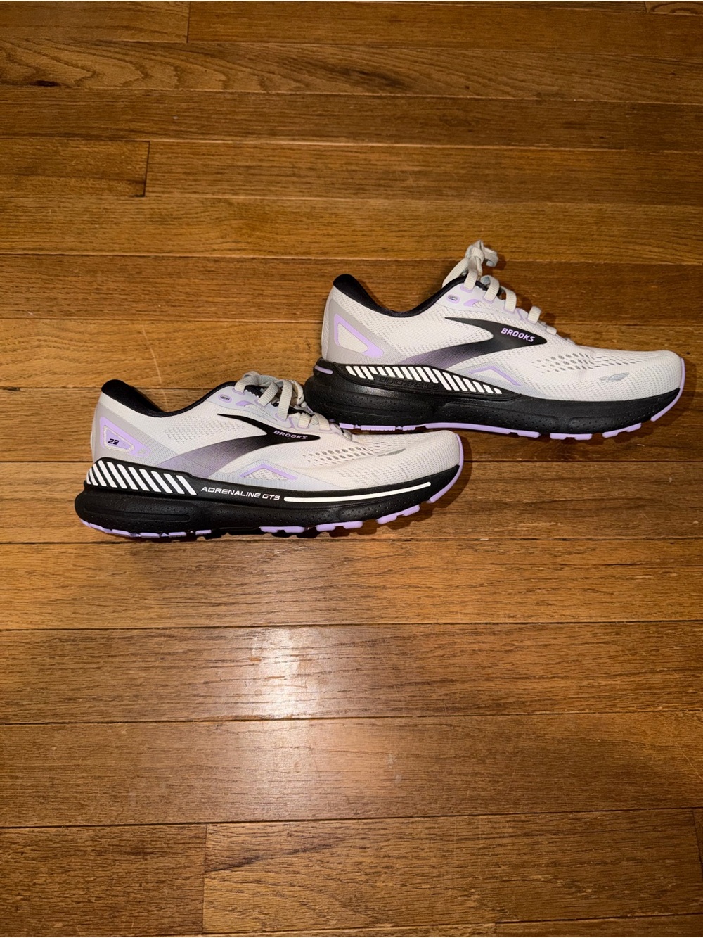 Brooks Adrenaline GTS 23 Women’s 7 2E Extra Wide Running Shoes